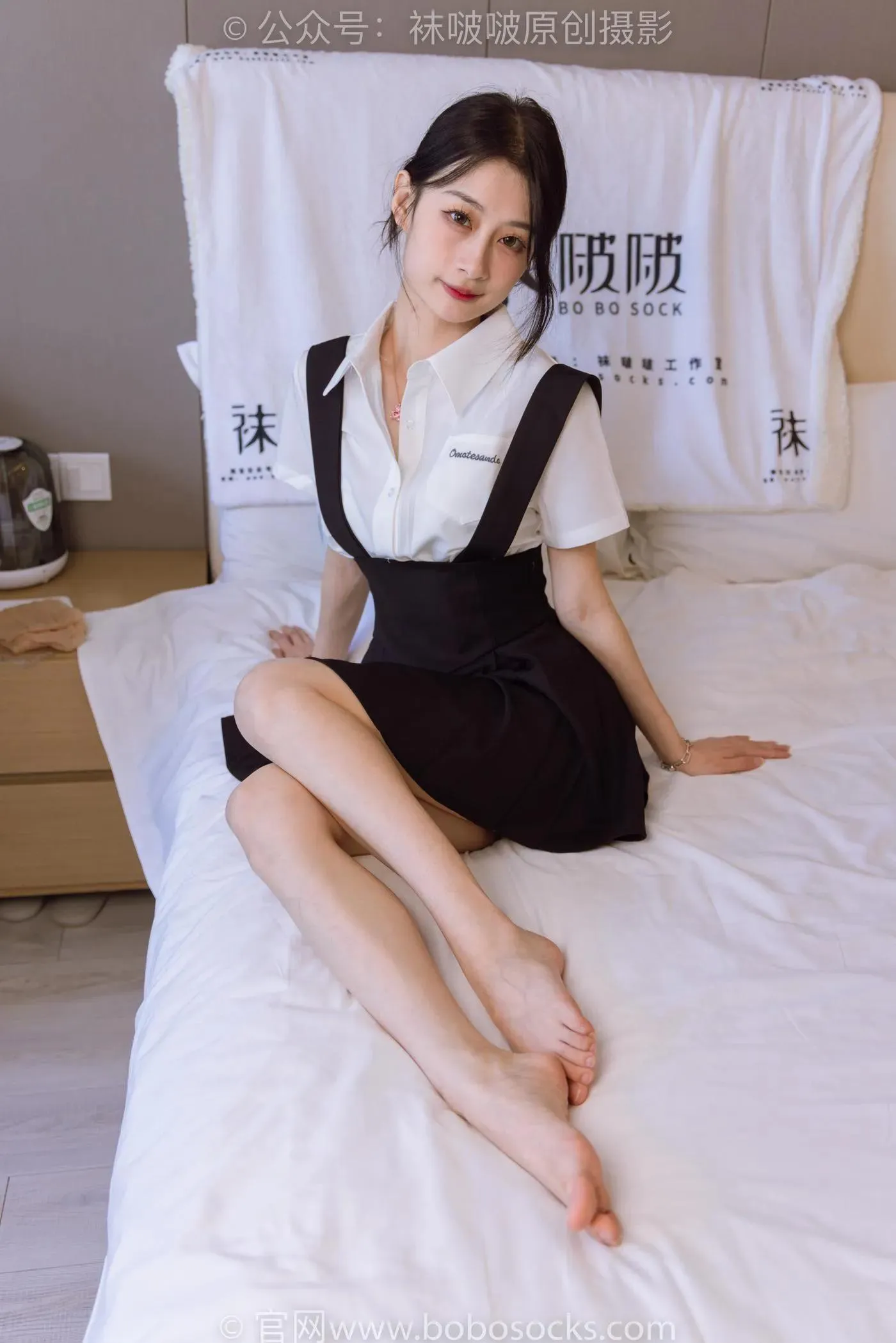 [BoBoSocks袜啵啵]NO.180 苏苏-高跟鞋、肉丝、裸足、踩酸奶剧情 [161P]插图3